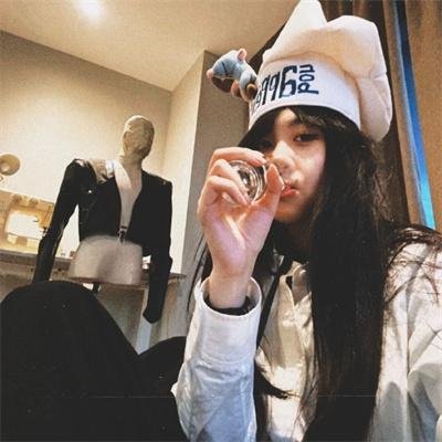 玉女寻春